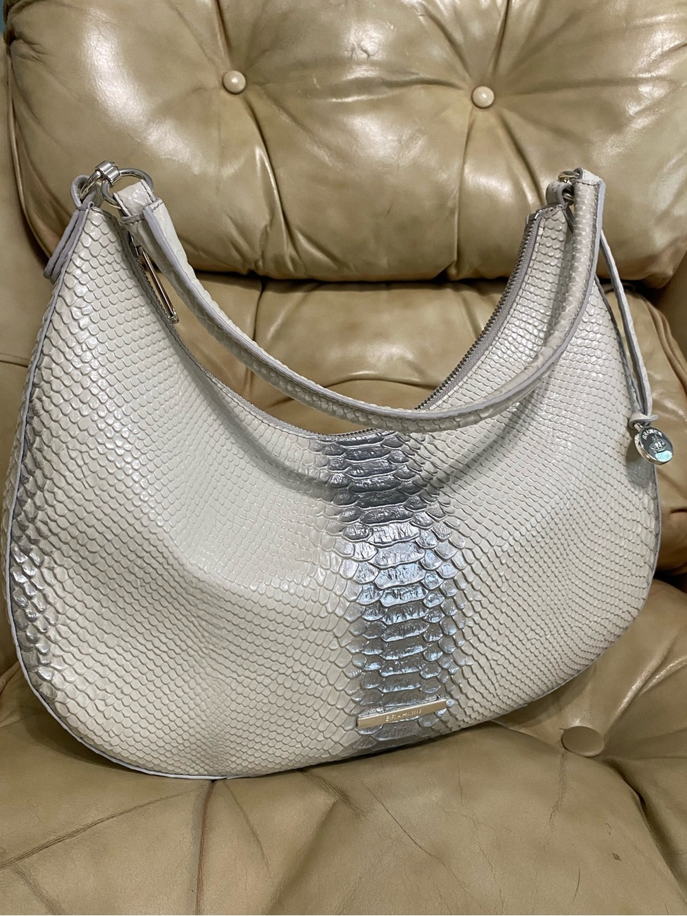 LKNW Brahmin Large Bekka Reflect Harness Hobo Bag White Silver Leather Snake